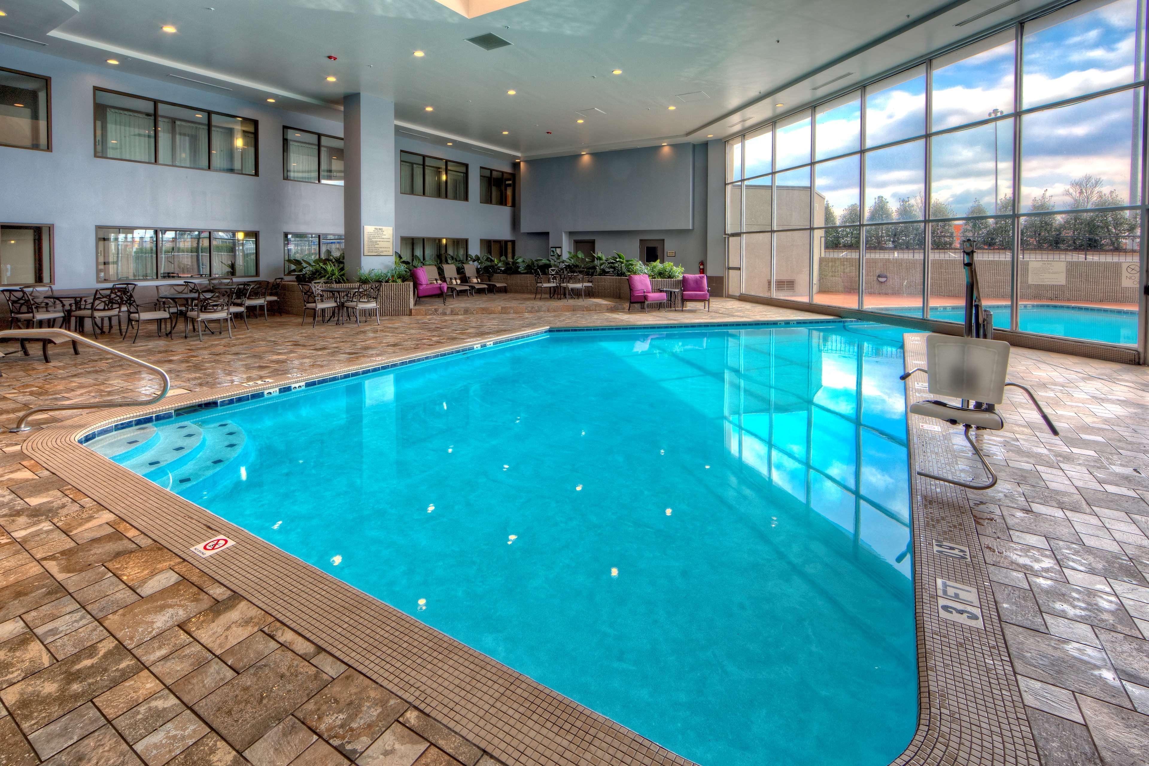 Doubletree By Hilton Decatur Riverfront Exterior foto