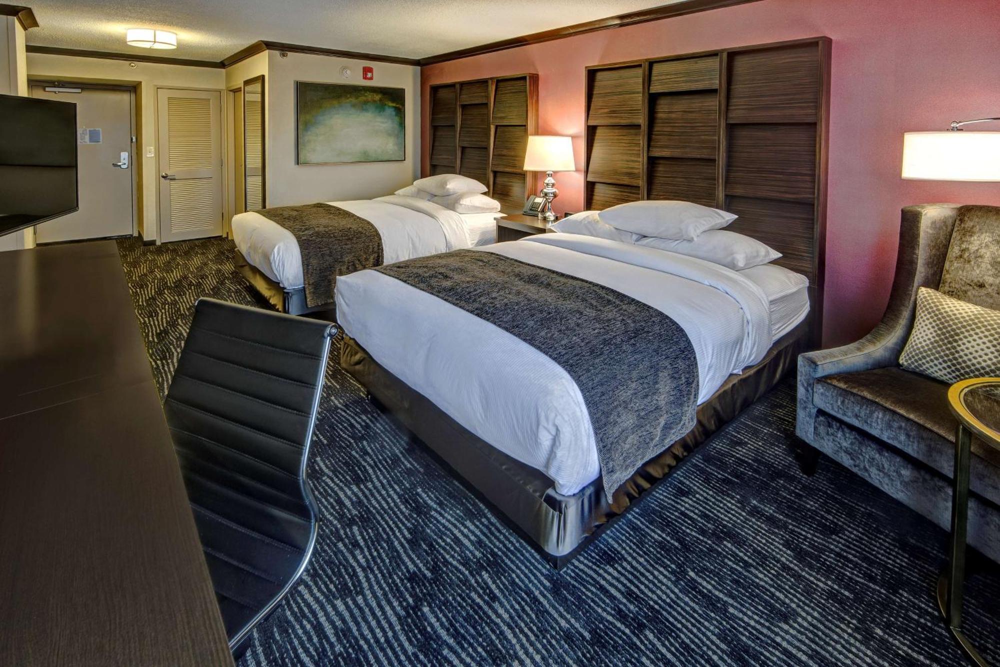 Doubletree By Hilton Decatur Riverfront Exterior foto